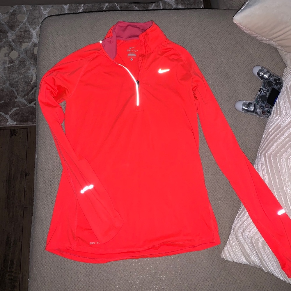 Nike long sleeve top